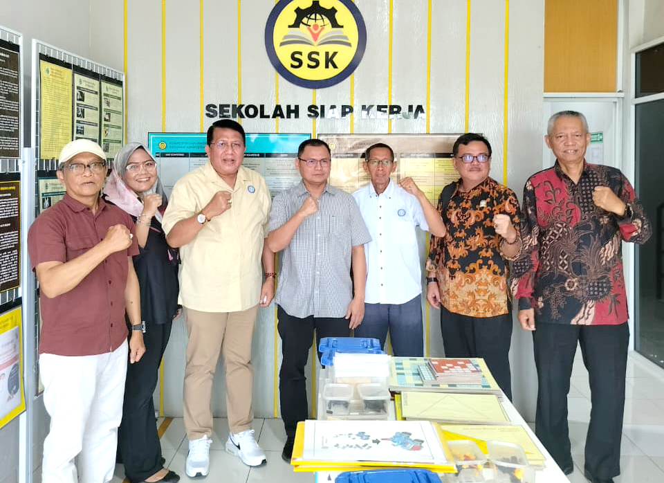 Kunjungan Kerja ke Kantor Sekolah Siap Kerja (SSK)